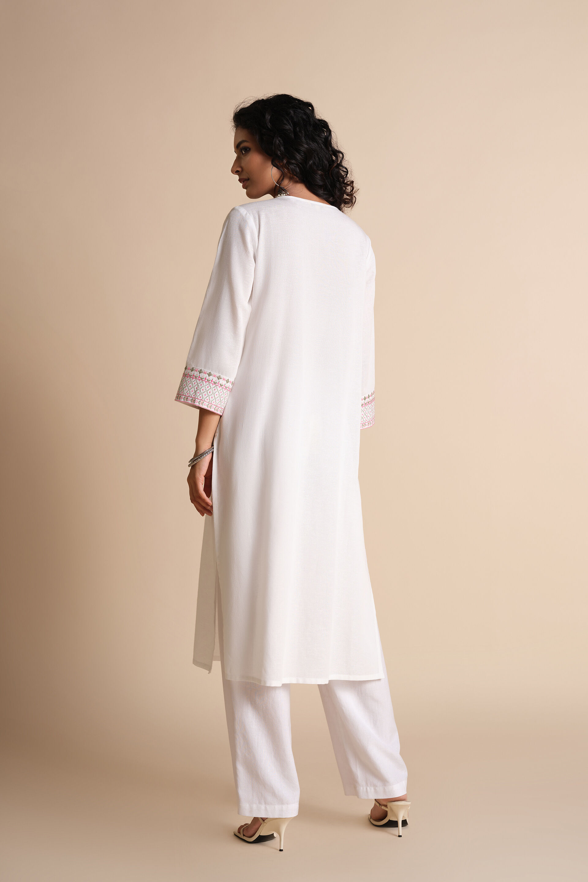 Majnoo Kurta, White, image 4